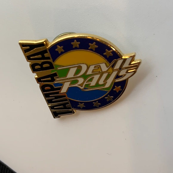 Vintage Tampa Bay Devil Rays MLB Baseball Retro Logo Collectible Lapel Pin - Picture 4 of 9
